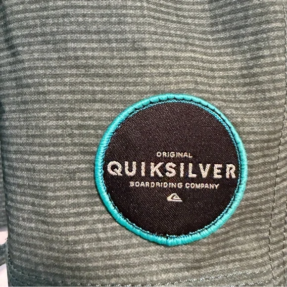 NWT QUIKSILVER SZ 38 Mens Board Shorts w/Pockets, Drawstring Swim Vacation Beach - Picture 3 of 12